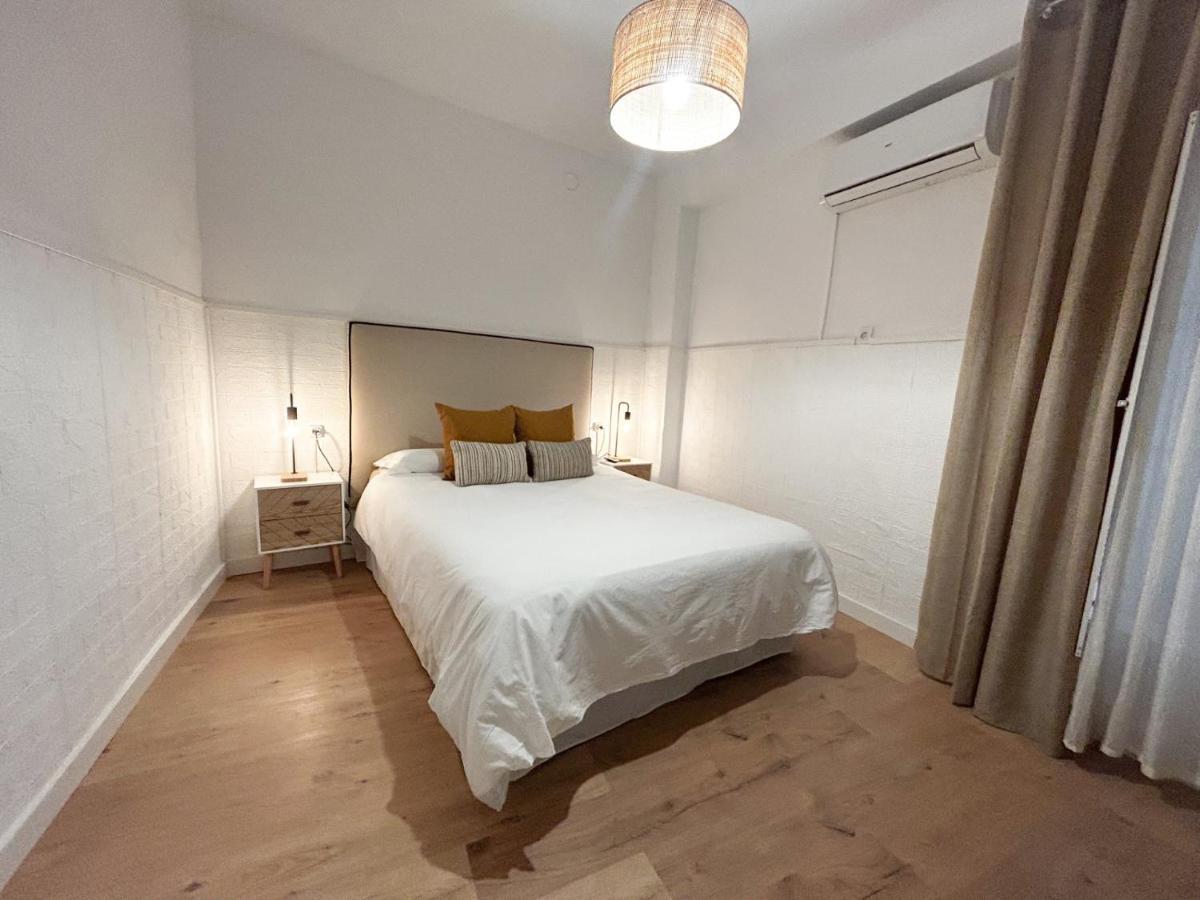 Apartamento Plaza カスティジェハ・デ・ラ・クエスタ エクステリア 写真